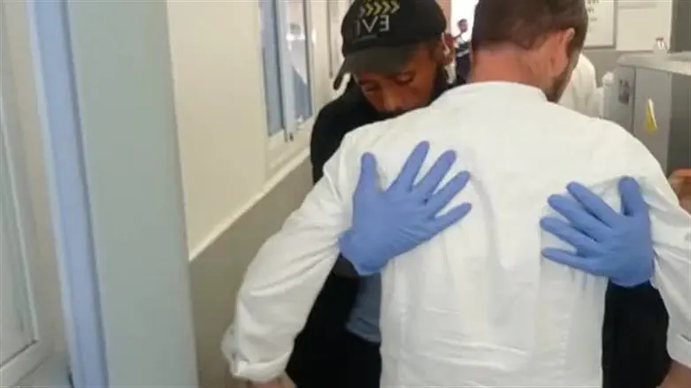 Проверка еврея перед входом на Храмовую гору