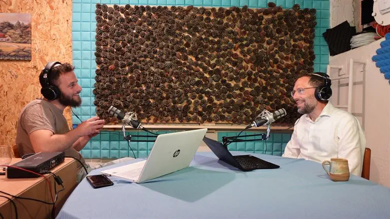 הרב יעקב נגן והרב יותם הלפרין