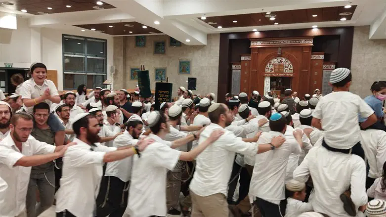 הקפות שניות בישיבת בית אל