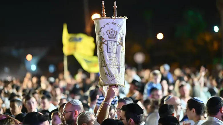 הקפות שניות בכפר חב"ד