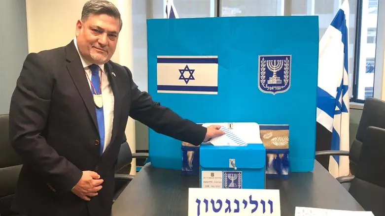 Ambassador Ran Yaakoby votes