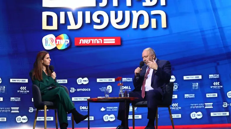 אביגדור ליברמן בראיון לדפנה ליאל