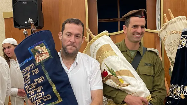 דגן ומח"ט שומרון ביצהר