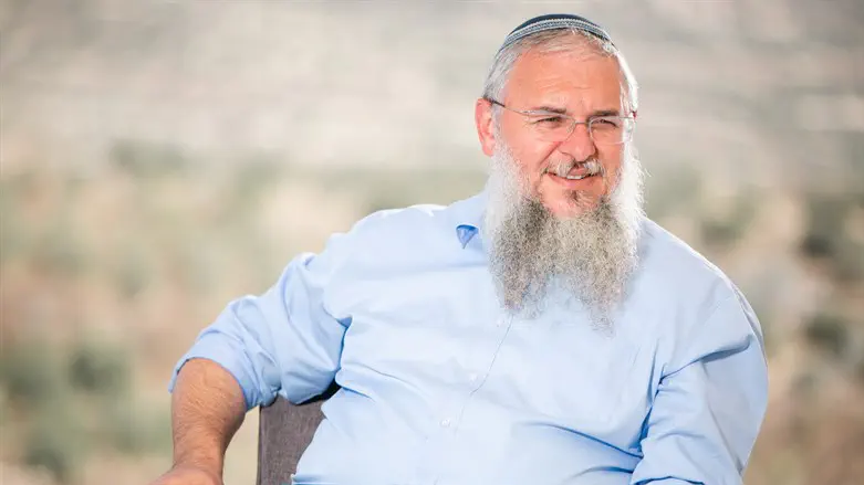 שלמה נאמן