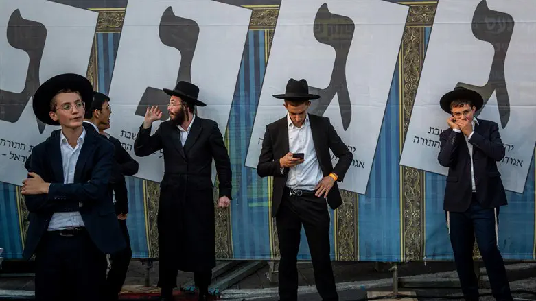 חסידויות קטנות נסחפו בעקבות הקורונה למדיניות ההחרמה של הקנאים. חרדים בבחירות