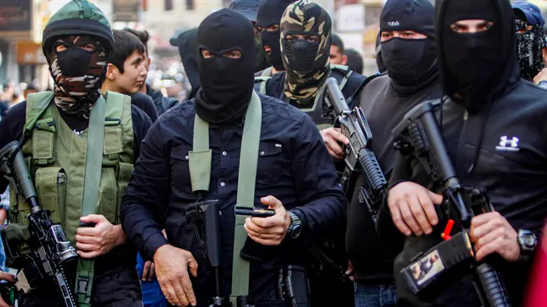 Terrorists attend funeral of five members of Lions' Den eliminated by Israel