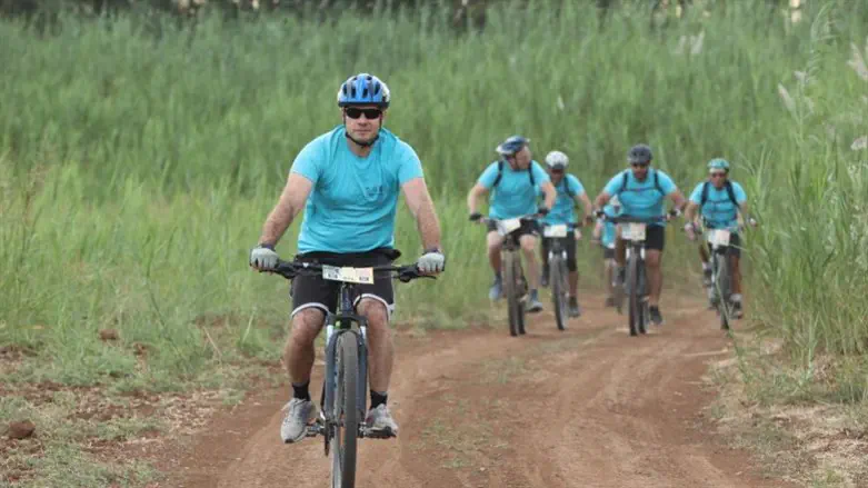 רוכבים פתח תקוה