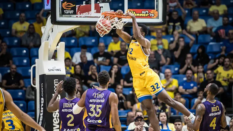 ניבו מרחף הערב בדרך לניצחון ענק