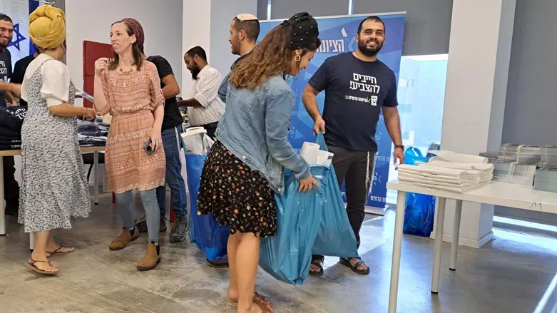 חומרי הסברה נשלחו לכל רחבי הארץ