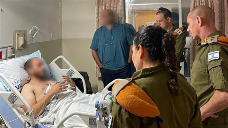 ביקור בשערי צדק