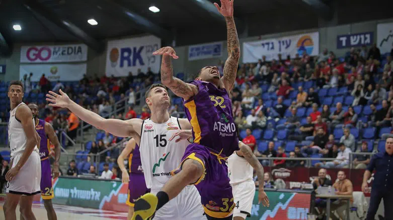 גרין מול באר שבע הערב. בלתי ניתן לעצירה