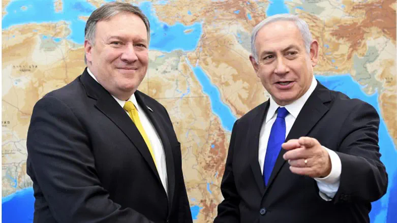 Mike Pompeo with Binyamin Netanyahu