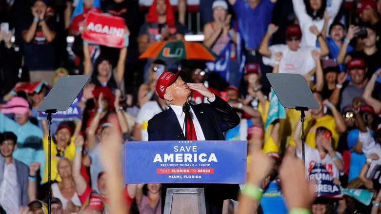 Donald Trump at campaign rally