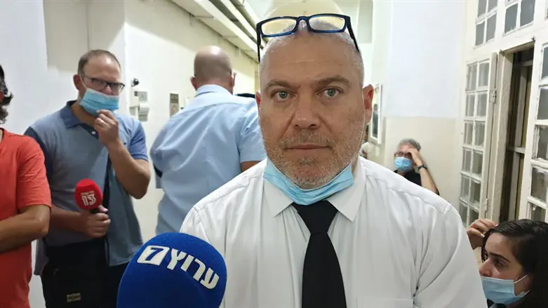 עו"ד גונן בן יצחק