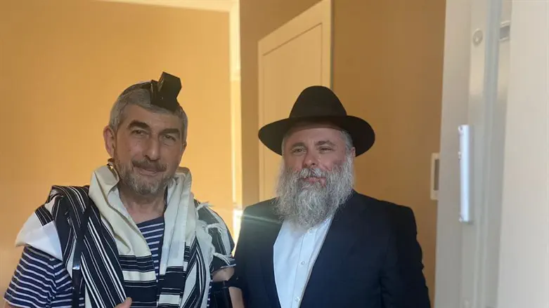 הרב מרקוביץ' עם אלכסנדר