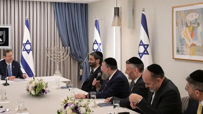 Pres. Herzog meets Shas reps