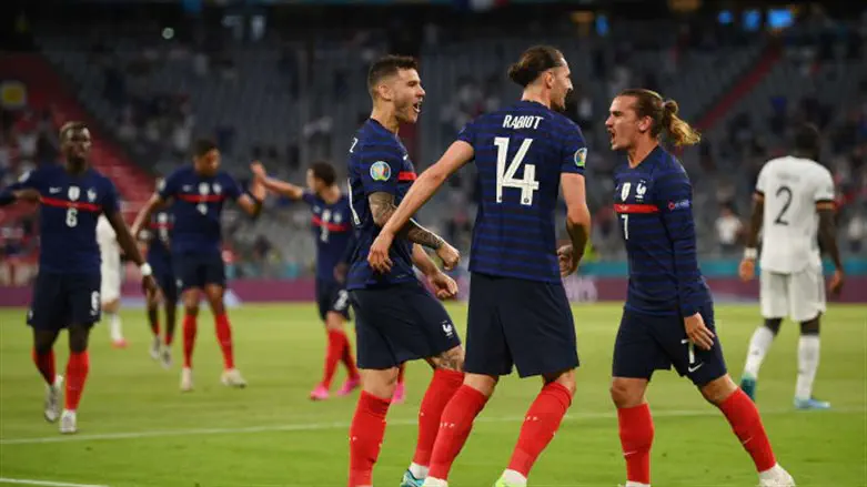 שחקני צרפת. ישמרו על התואר?