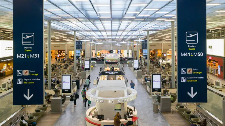 שדה התעופה שארל דה גול בפריז