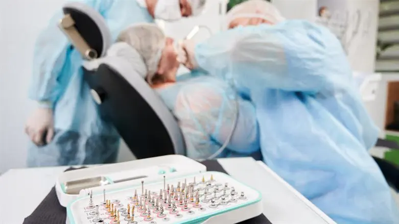 טיפולישיניים