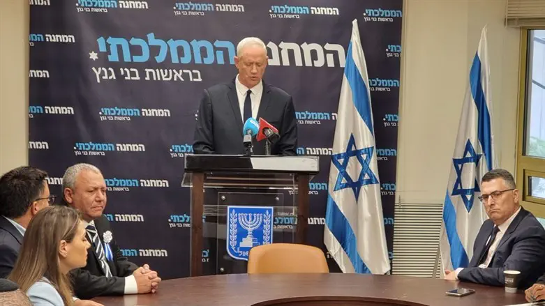 בני גנץ