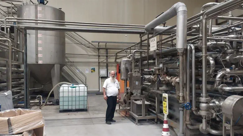 משגיח כשרות של בד"צ בני ברק בטורקיה