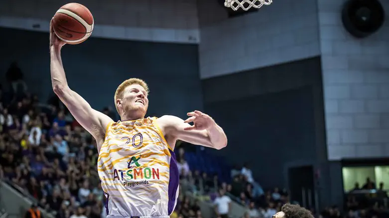 דלטון מטביע את נס ציונה הערב