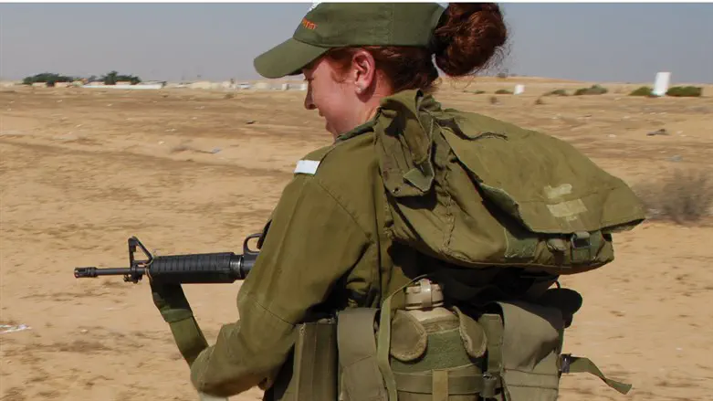 Женщина-солдат ЦАХАЛ. Иллюстрация