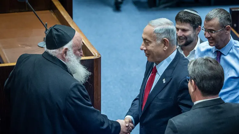 בנימין נתניהו ויצחק גולדקנופף