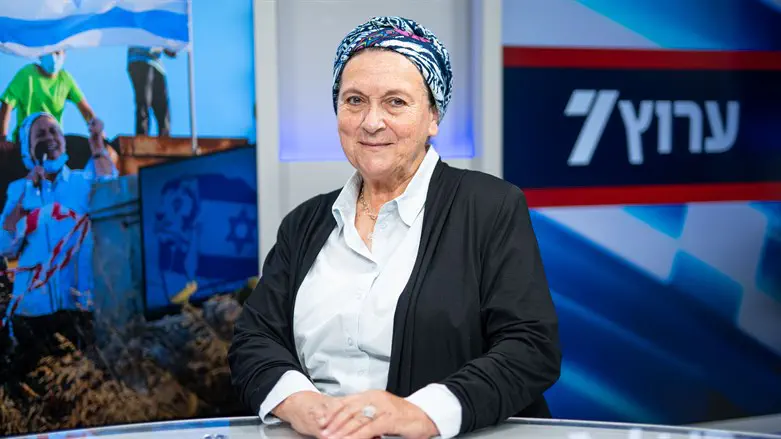 Даниэла Вайс