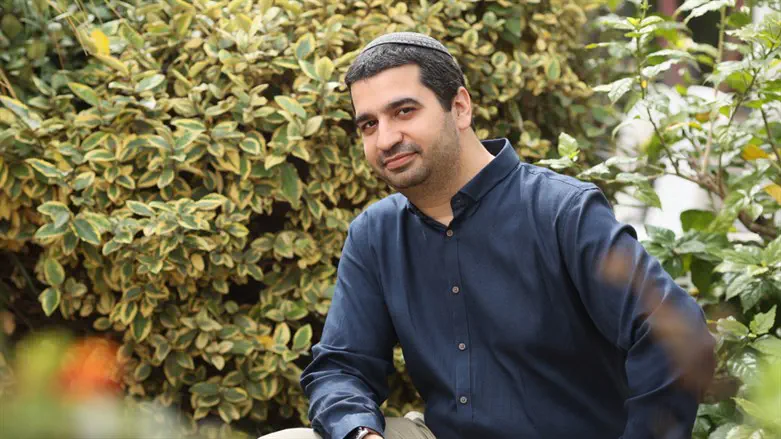 צוריאל גביזון