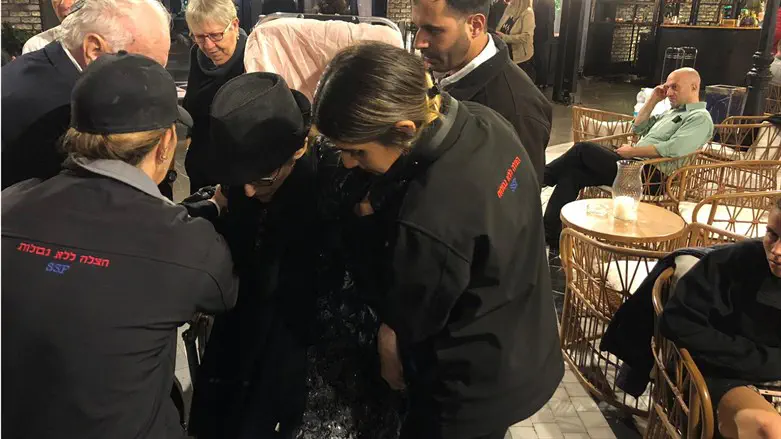 Volunteers help P.G.