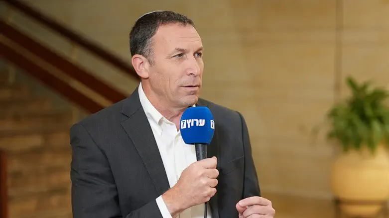 MK Matan Kahana