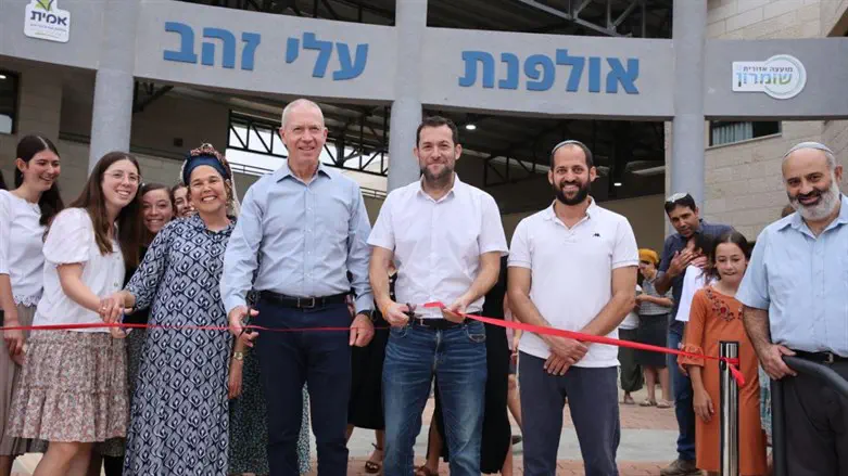 חנוכת אולפנת עלי זהב