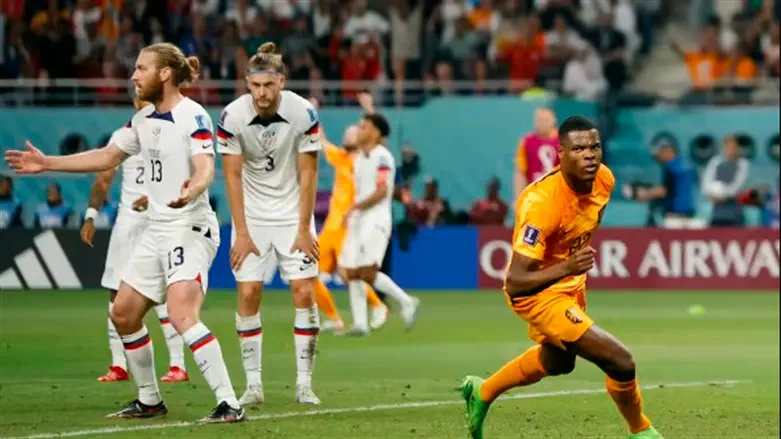 דאמפריס חוגג שער ושני בישולים