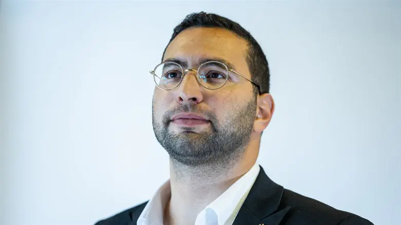 יצחק וסרלאוף