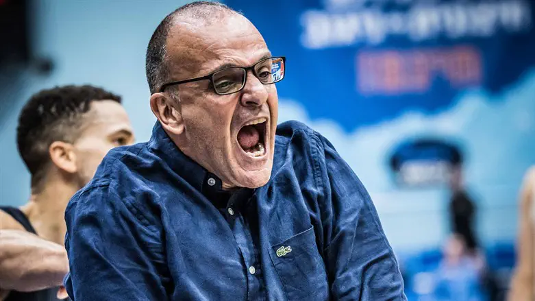 בית הלחמי. עוזב את הדרום