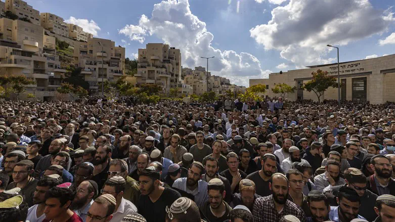 הלווית הרב שטרנברג