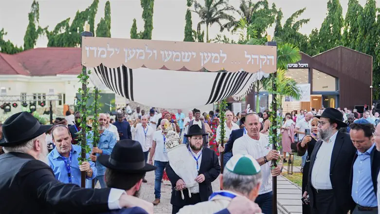 גם המקומיים חגגו