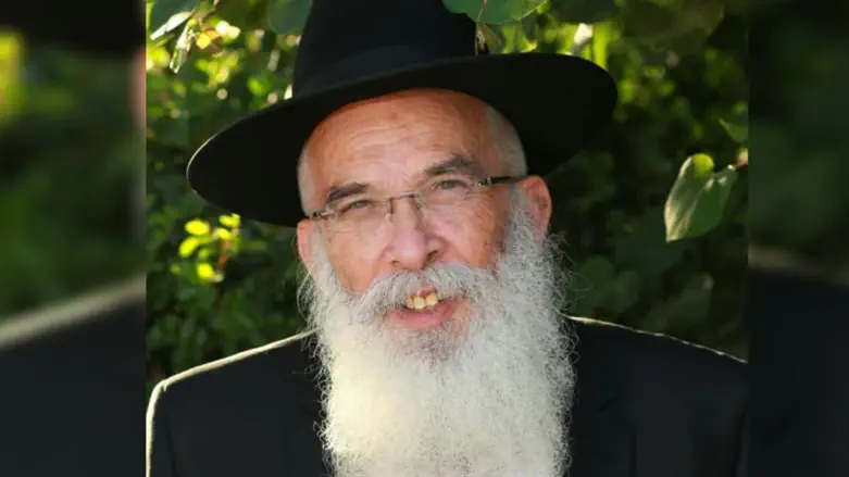 "כל פגישה איתו מילאה אותנו יראת שמיים". הרב מרדכי שטרנברג זצ"ל