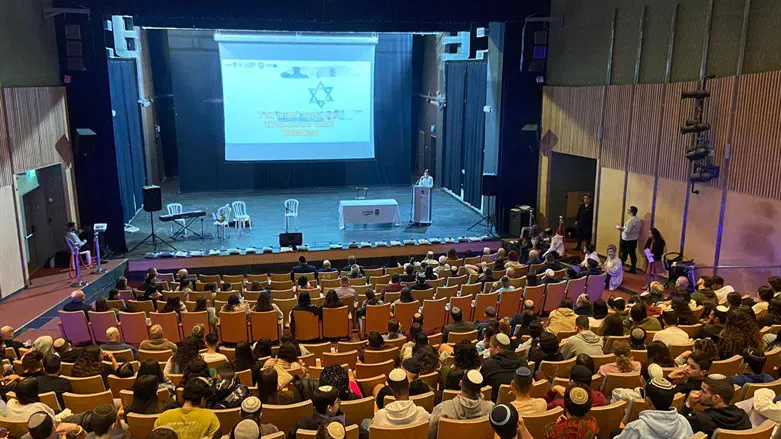 אתם מהווים השראה לכולנו