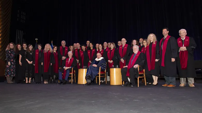 הטקס באוניברסיטת ניו יורק