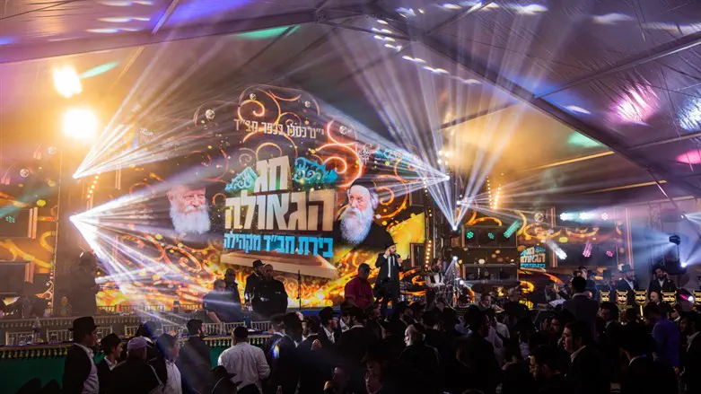 התוועדות י"ט כסליו בכפר חב"ד