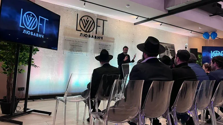 וואדים אמינוב בטקס קביעת המזוזות