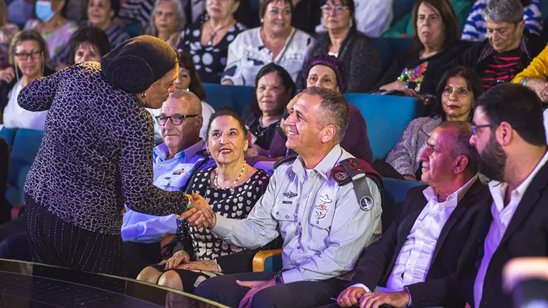 הרמטכ"ל אביב כוכבי בנופשון