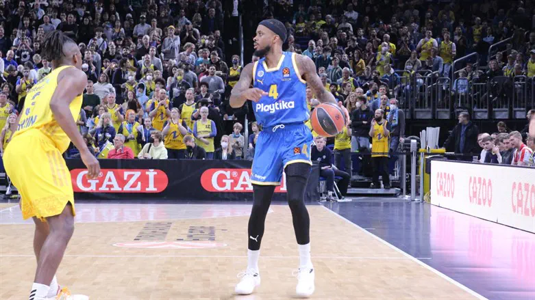 לורזו בראון מול אלבה ברלין