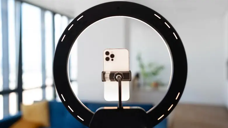 צילום סרטון טיקטוק