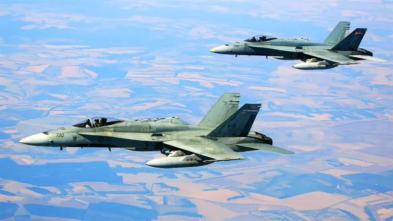 The Royal Canadian Air Force Returns Home