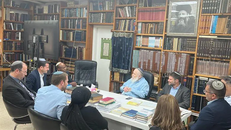 הרב חיים דרוקמן בפגישה עם נציגי מפלגת הציונות הדתית