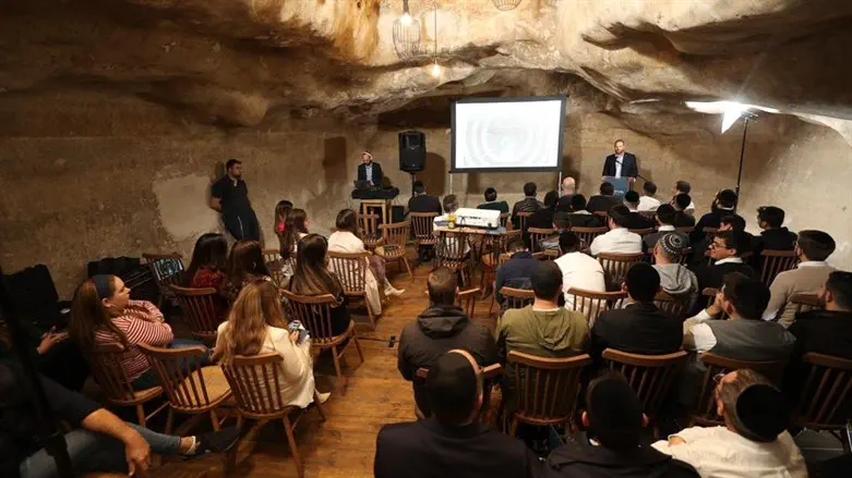 עובדי נתיב פרו באירוע ההשקה