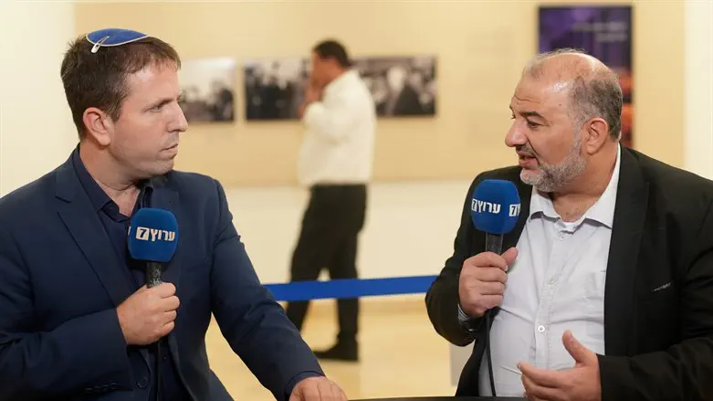 Мансур Аббас и Йони Кемпински